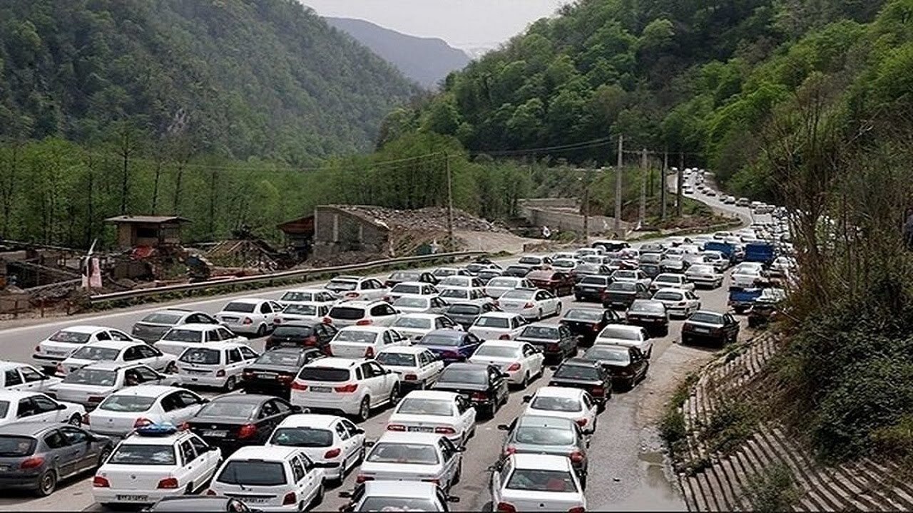 با اتمام عملیات کارگاه جاده‌ای، محور کرج _ چالوس بازگشایی شد
