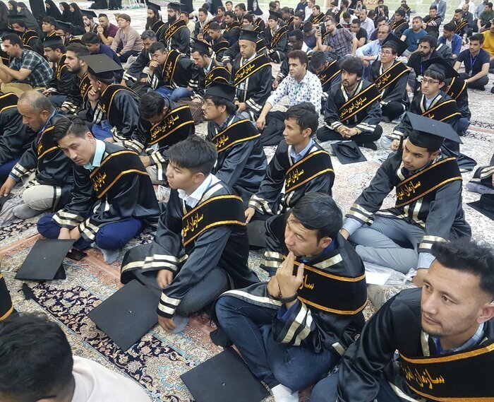 دانشجویان خارجی دانشگاه قم