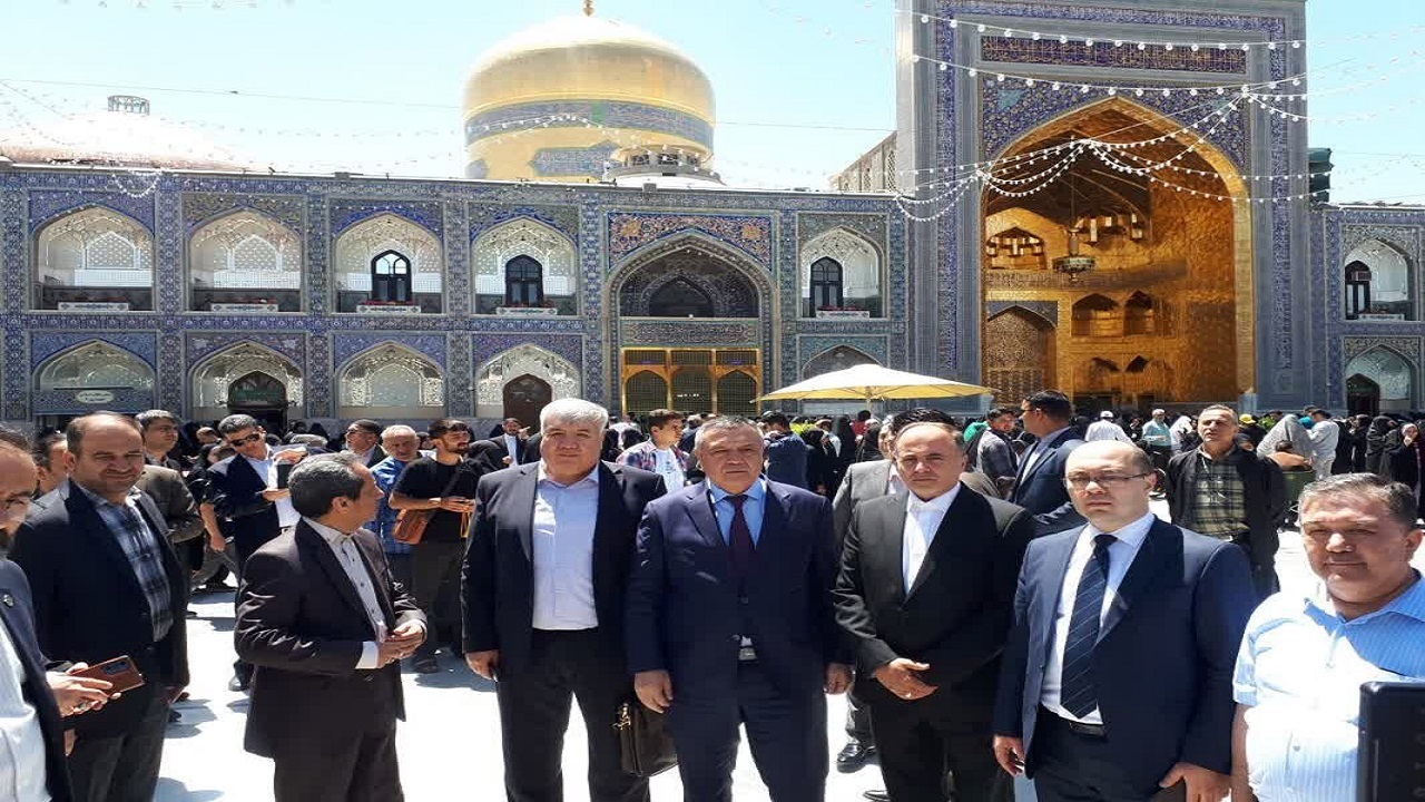 رییس مجلس ازبکستان به زیارت امام رضا(ع) مشرف شد