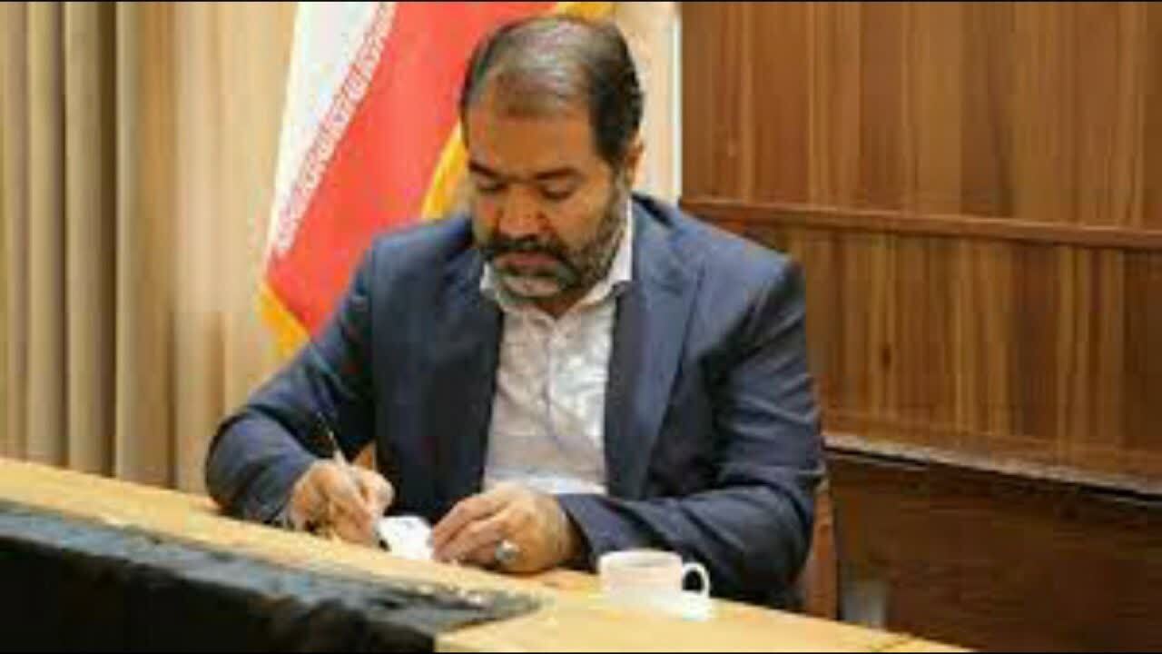 پیام تسلیت استاندار اصفهان در پی درگذشت پدر بزرگوار شهیدان والامقام علی احمدی