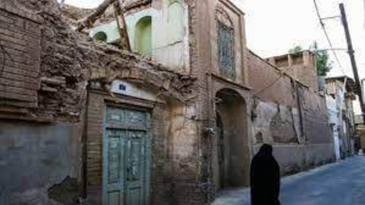 بهره مندی ده ها واحد مسکونی بافت پیرامونی حرم رضوی از تسهیلات کم بهره