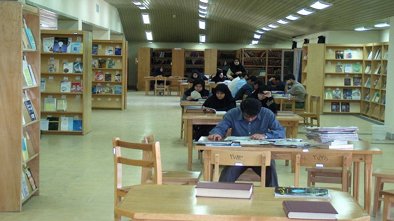 اهدای ۴۰۰۰ جلد کتاب به کتابخانه‌های عمومی آذربایجان‌غربی