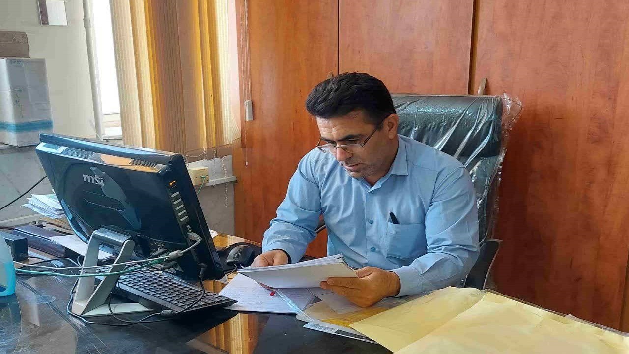 کسب رتبه اول کشوری گروه ادبیات فارسی متوسطه دوم باغملک در طراحی سوال