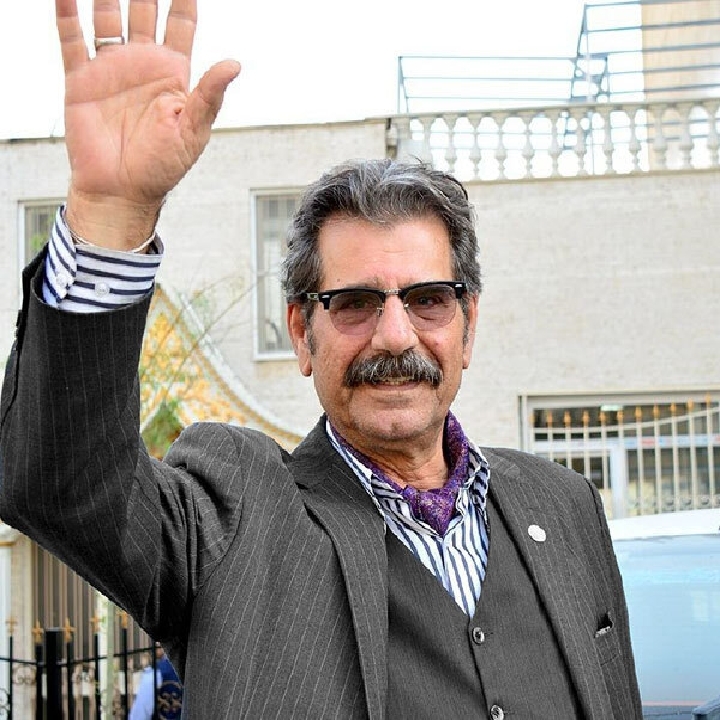 عمو عزت تولدت مبارک؛ روحت شاد