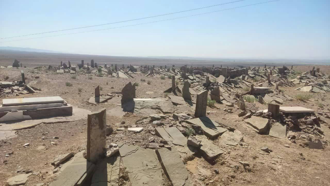 وضعیت آرامستان روستای ممیزآب