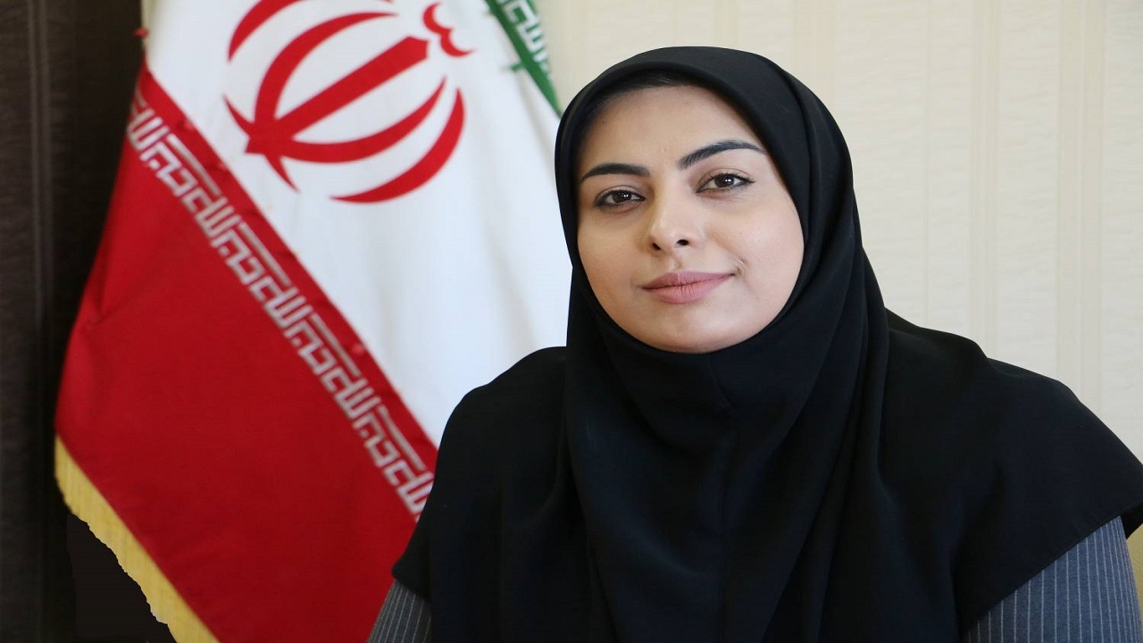 معرفی آموزگار منتخب نمونه در مدارس غیردولتی چهارمحال و بختیاری