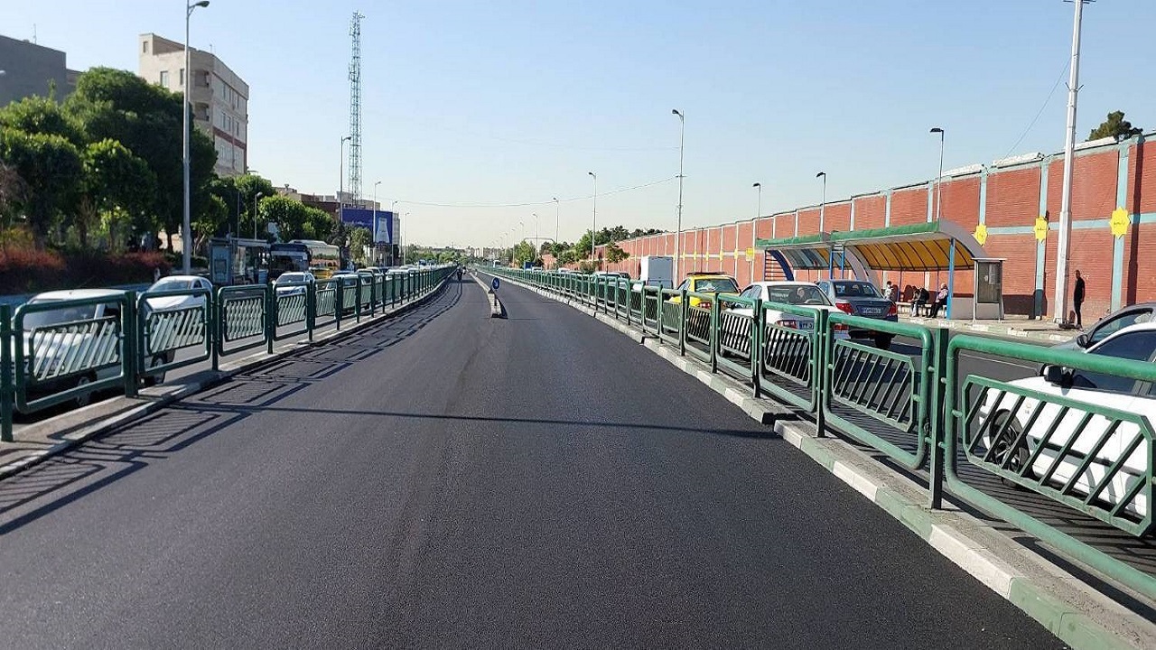 عملیات بهسازی مسیر ویژه اتوبوس‌های تندرو در بزرگراه آیت الله سعیدی