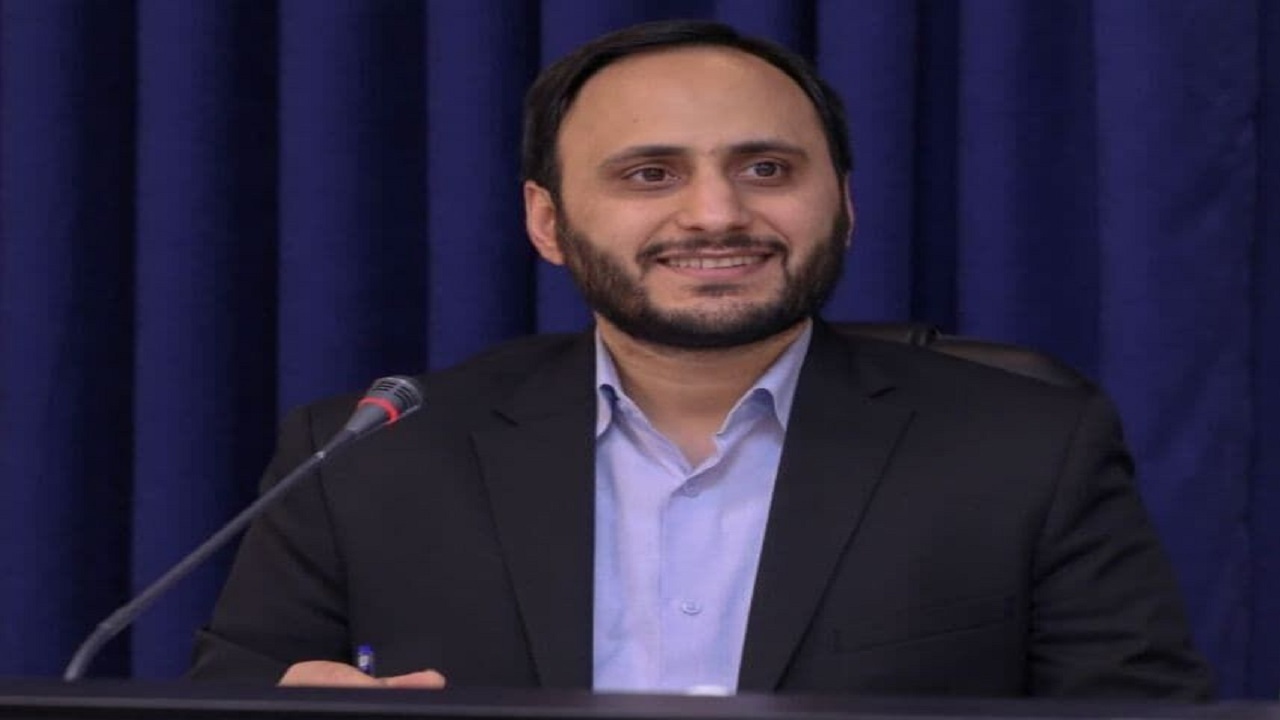 شاهد افزایش بی منطق قیمت در بازارها هستیم/ وزارت بازرگانی نقش نظارتی برای دولت خواهد داشت