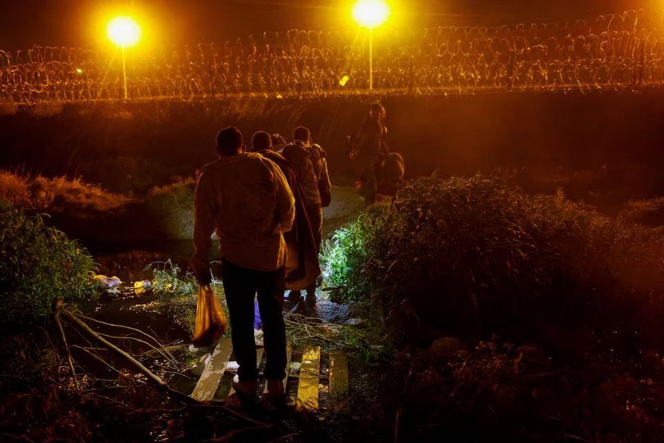 تگزاس نیروی مرزی ویژه مستقر می‌کند