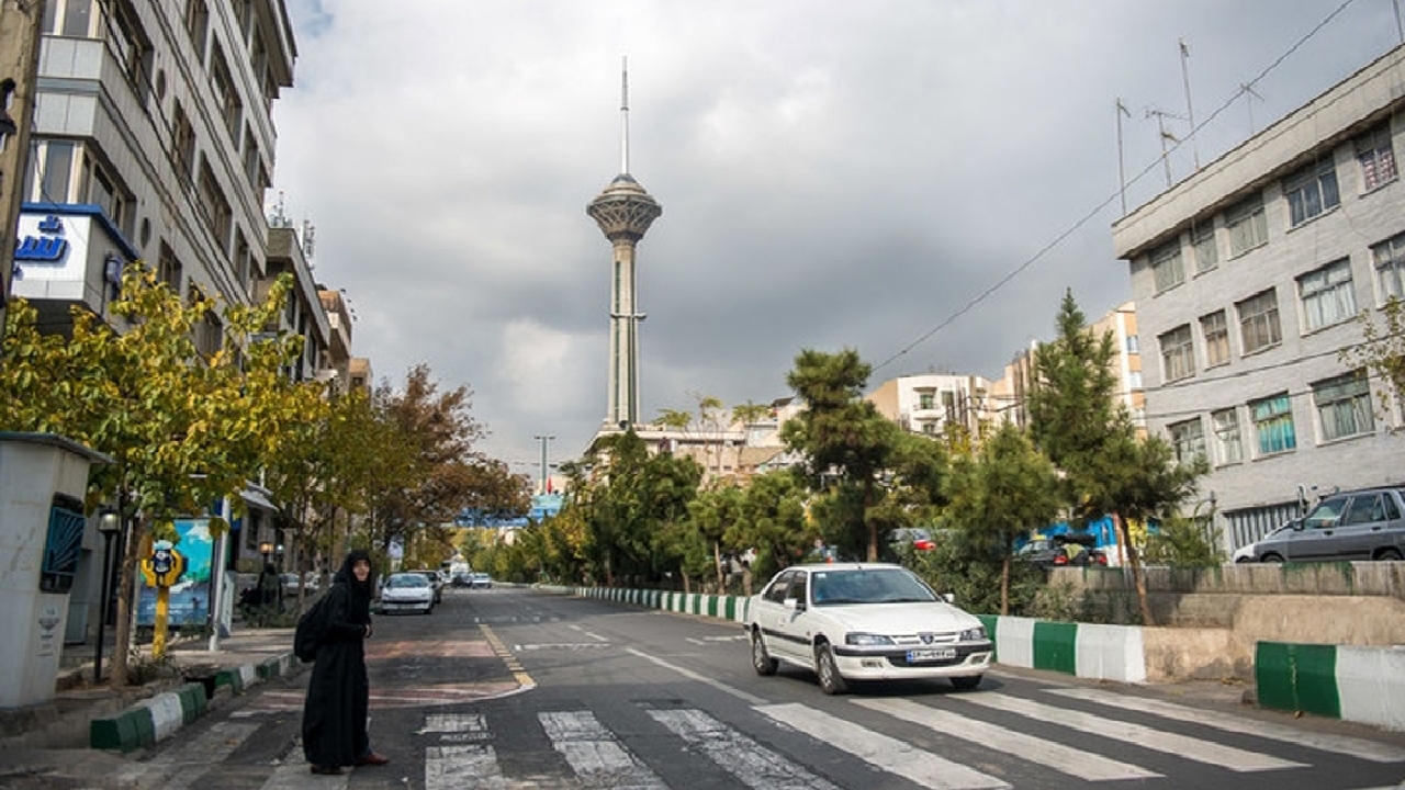 هوای تهران در مرز آلودگی
