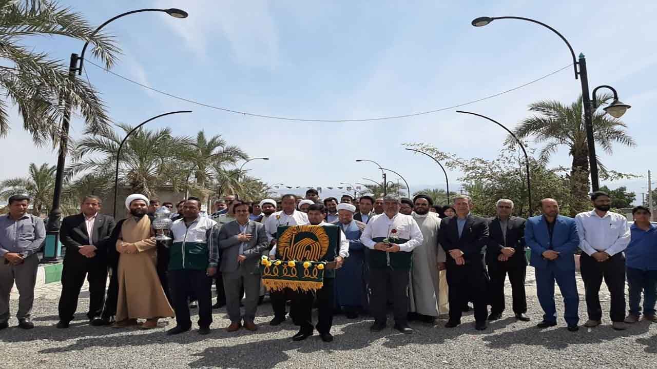 آغاز به کار دومین جشنواره ملی تئاتر خیابانی رضوی در جیرفت+ فیلم
