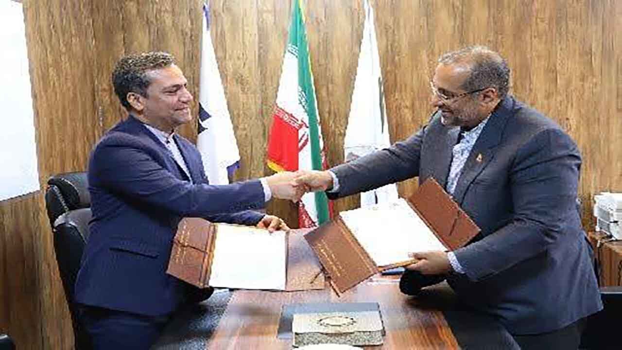 انعقاد تفاهم نامه بین پارک علم و فناوری دانشگاه تحصیلات تکمیلی و انجمن های دانش بنیان کرمان