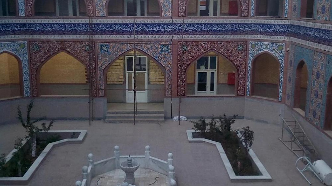 مستندی درباره تاریخچه ۲۰۰ ساله حوزه علمیه رونمایی شد