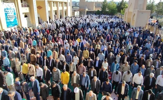 اقامه نماز عید سعید فطر در خراسان جنوبی + تصاویر