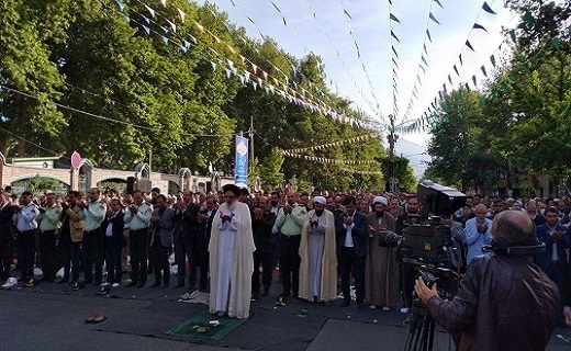 اقامه نماز عید سعید فطر در سراسر کشور