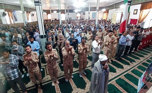 اقامه نماز عید سعید فطر در خراسان جنوبی + تصاویر