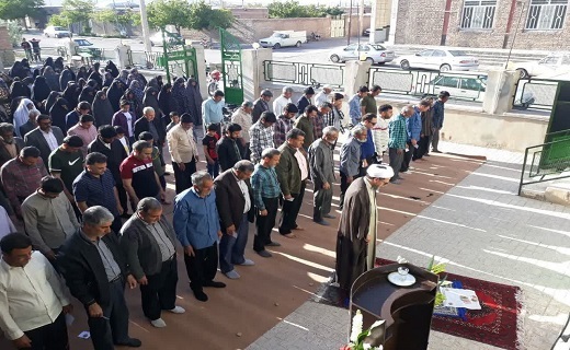 اقامه نماز عید سعید فطر در خراسان جنوبی + تصاویر