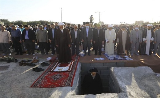 اقامه نماز عید سعید فطر در خراسان جنوبی + تصاویر