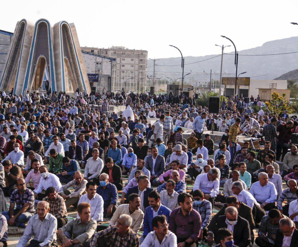 نماز عید فطر در لارستان