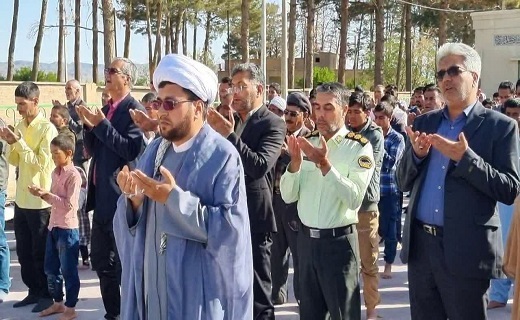 اقامه نماز عید سعید فطر در خراسان جنوبی + تصاویر
