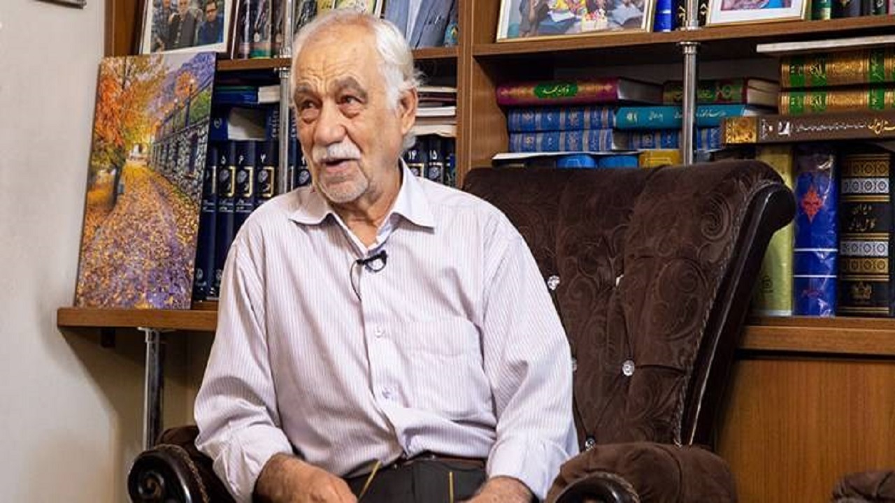 عباس براتی‌پور اسوه‌ی یگانه‌ تعهد، ادب و اخلاق بود