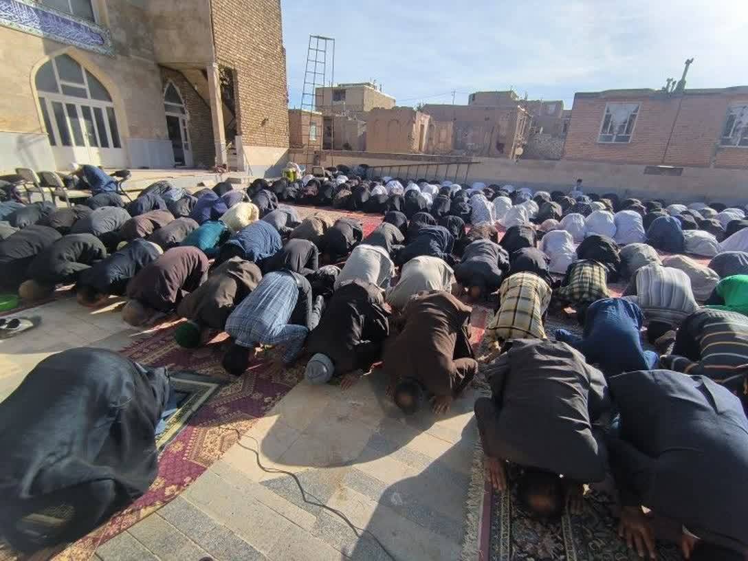 اقامه نماز عید فطر در سرتاسر کشور به روایت شهروند خبرنگار&zwnj;ها + فیلم و تصاویر