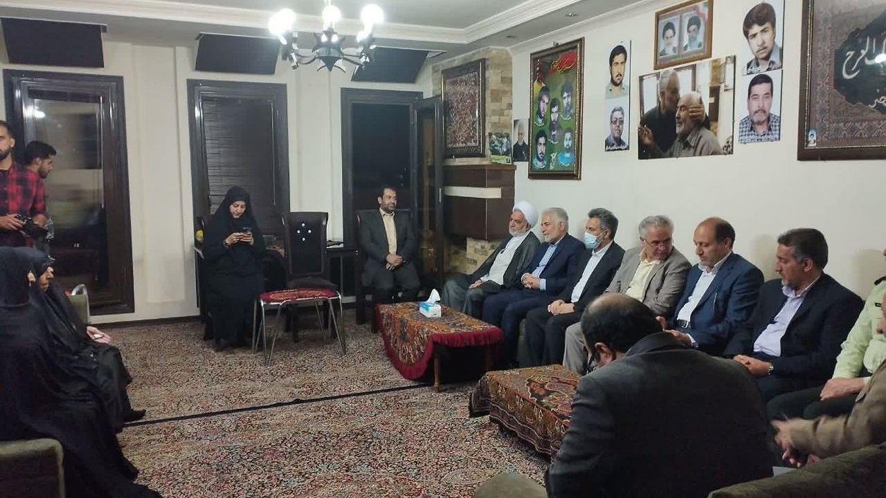 شما بهترین مقتدا به حضرت زینب (س) هستید