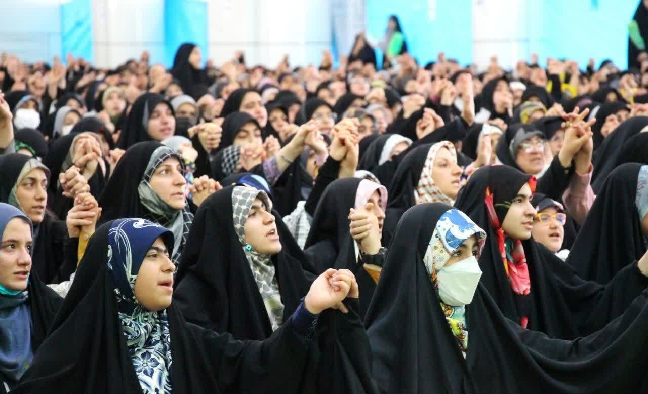 کاروان بزرگ دختران حاج قاسم امروز راهی کرمان می‌شود