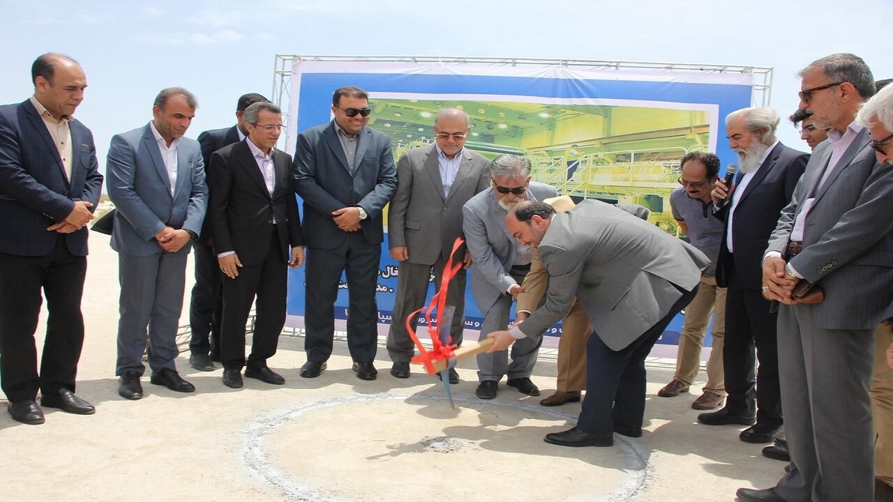 آغاز ساخت نخستین کارخانه تولید کاغذ در هرمزگان