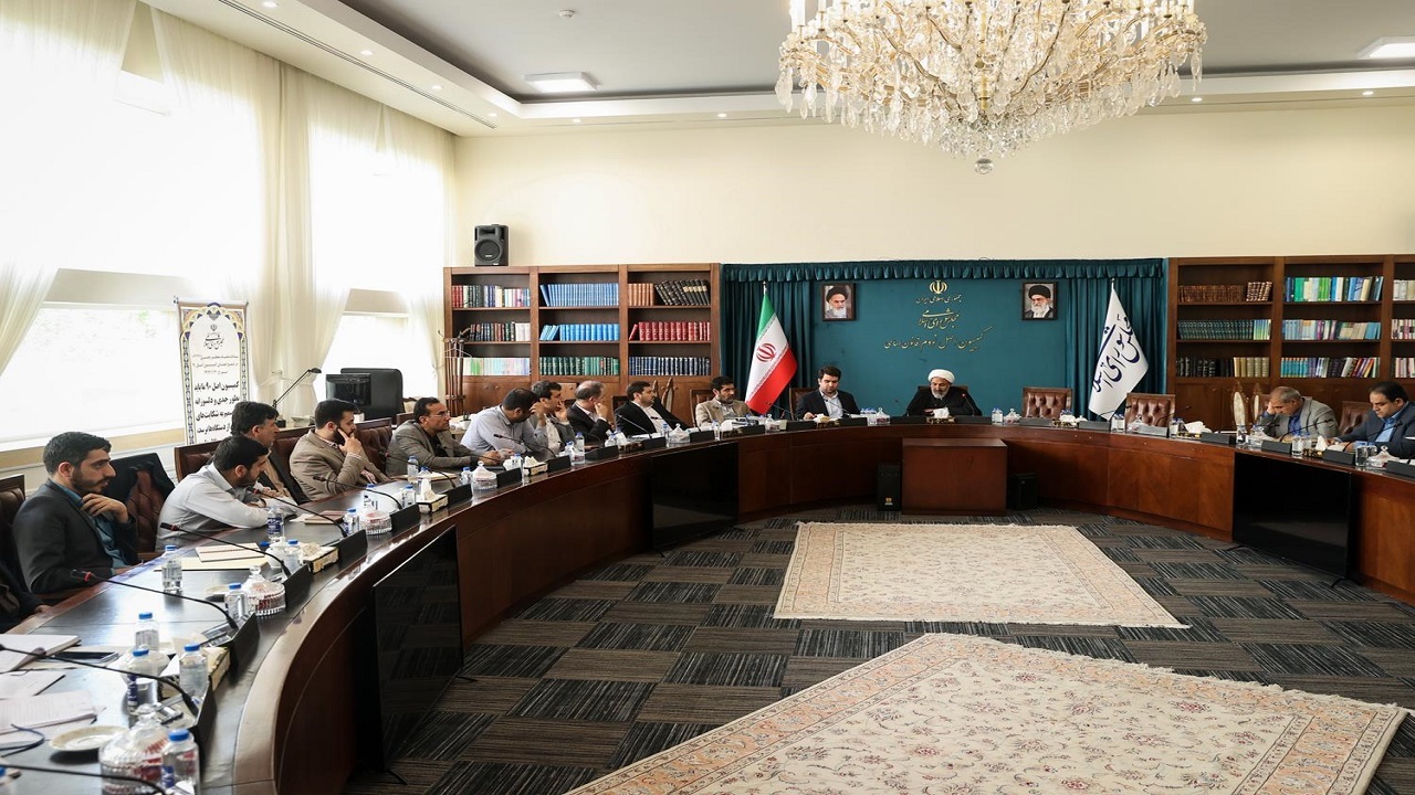 حدود یک میلیون و ۵۷۰ هزار تن کالای متروکه در گمرکات کشور وجود دارد