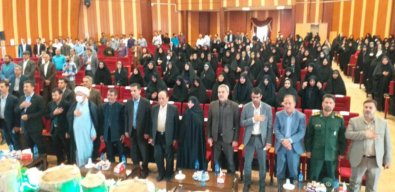 مراسم تجلیل از معلمین شاغل و بازنشسته کوهبنان برگزار شد