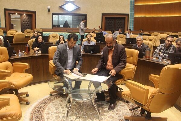 امضای تفاهم‌نامه ایجاد مرکز رشد و نوآوری راه، مسکن و شهرسازی فارس