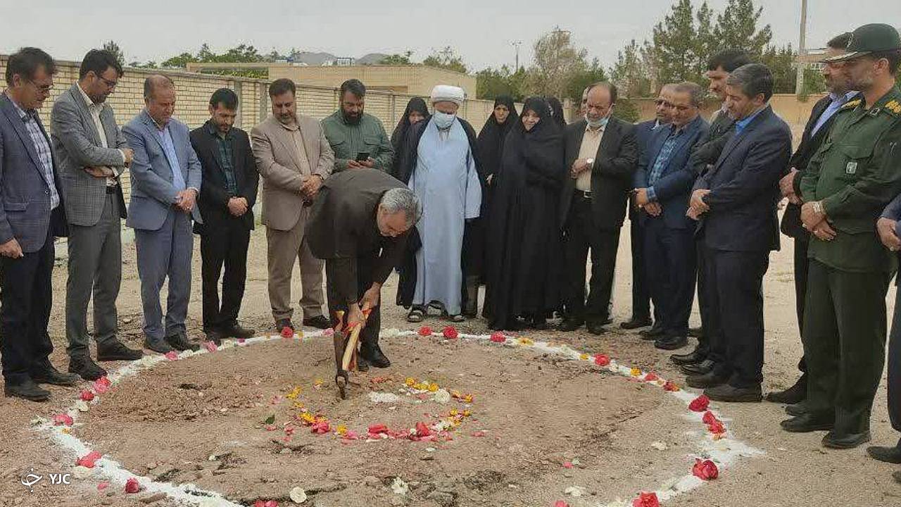 ۵ زمین چمن مصنوعی در مدارس کوهبنان احداث می‌شود