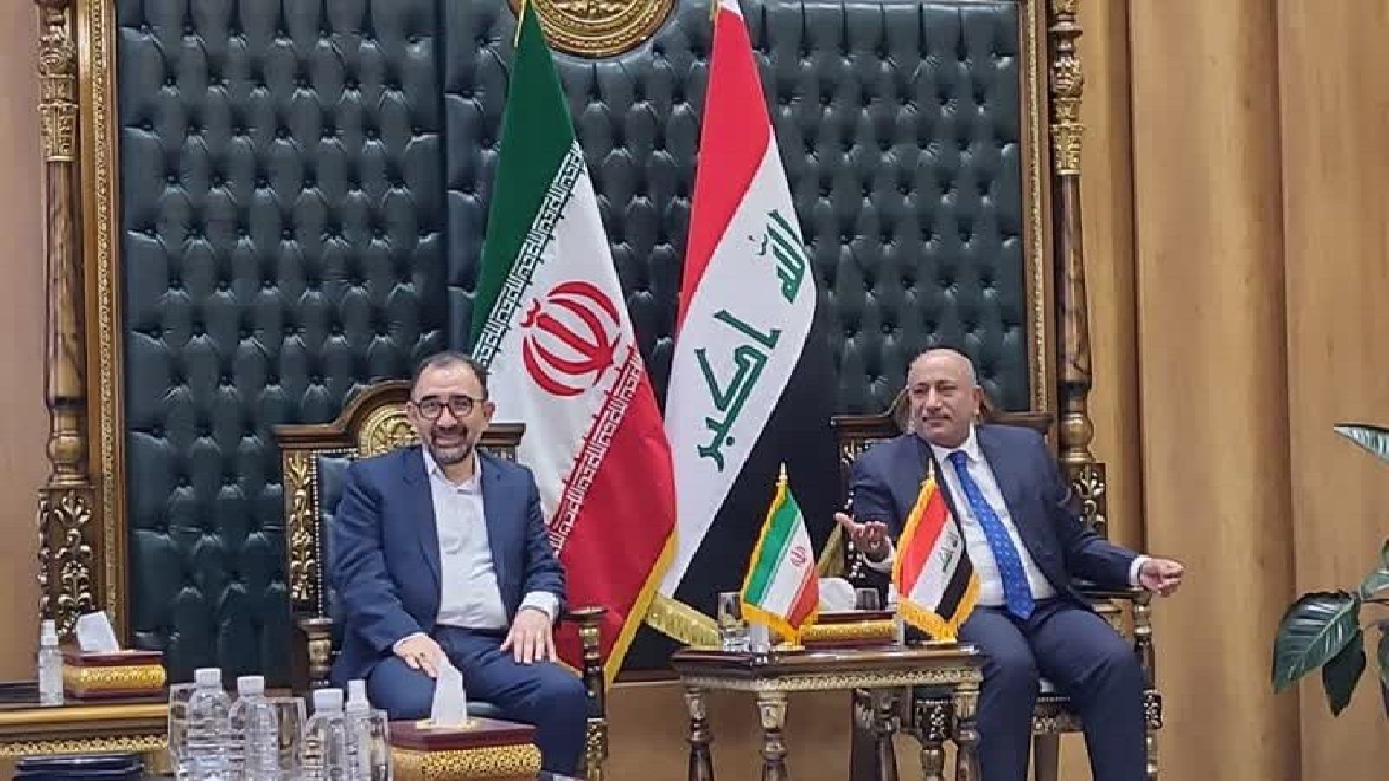 امضای تفاهمنامه خواهرخواندگی بین کربلا و مشهد