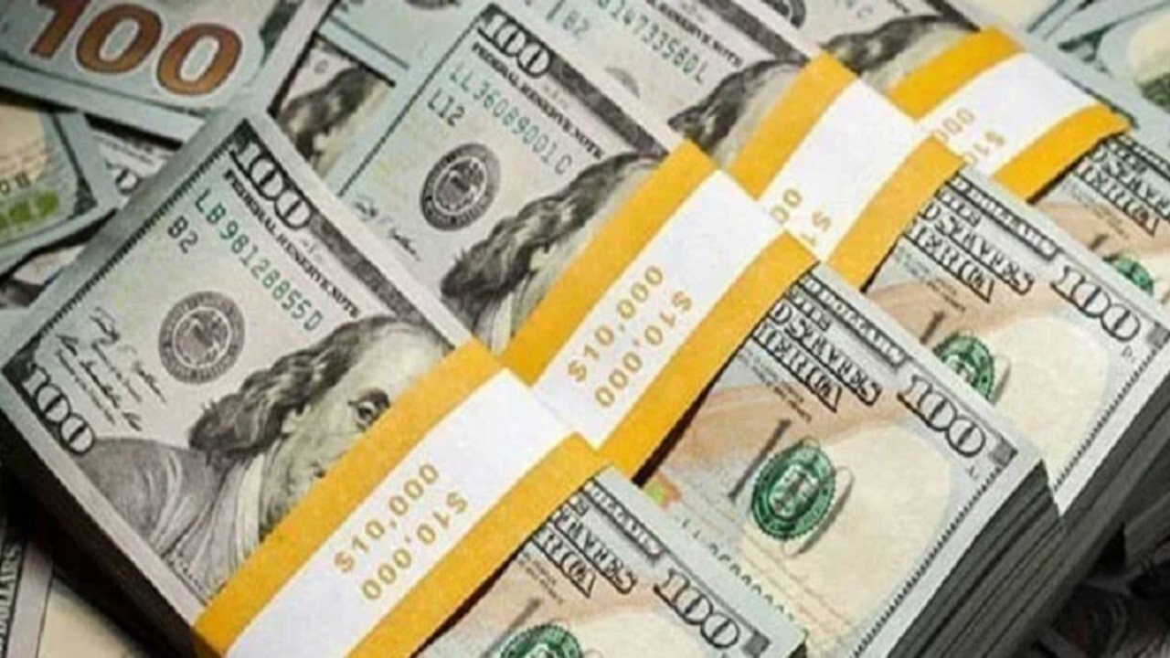 بسته نقدی ۴۰ میلیون دلاری به کابل رسید