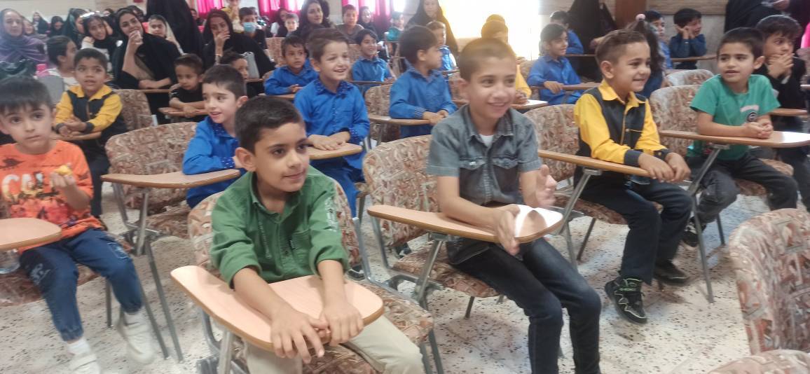 حضور نونهالان در مراسم