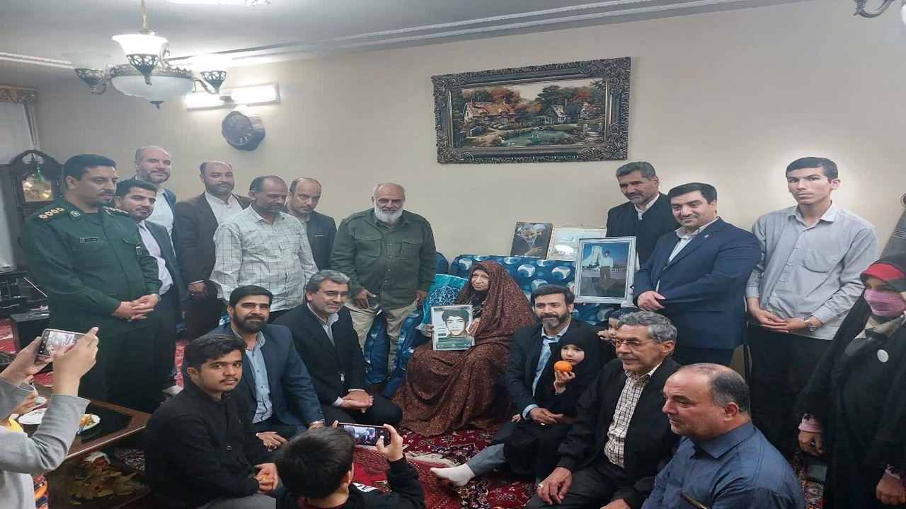 دیدار با خانواده شهید محمدعلی شاه زاده طوسی + تصاویر