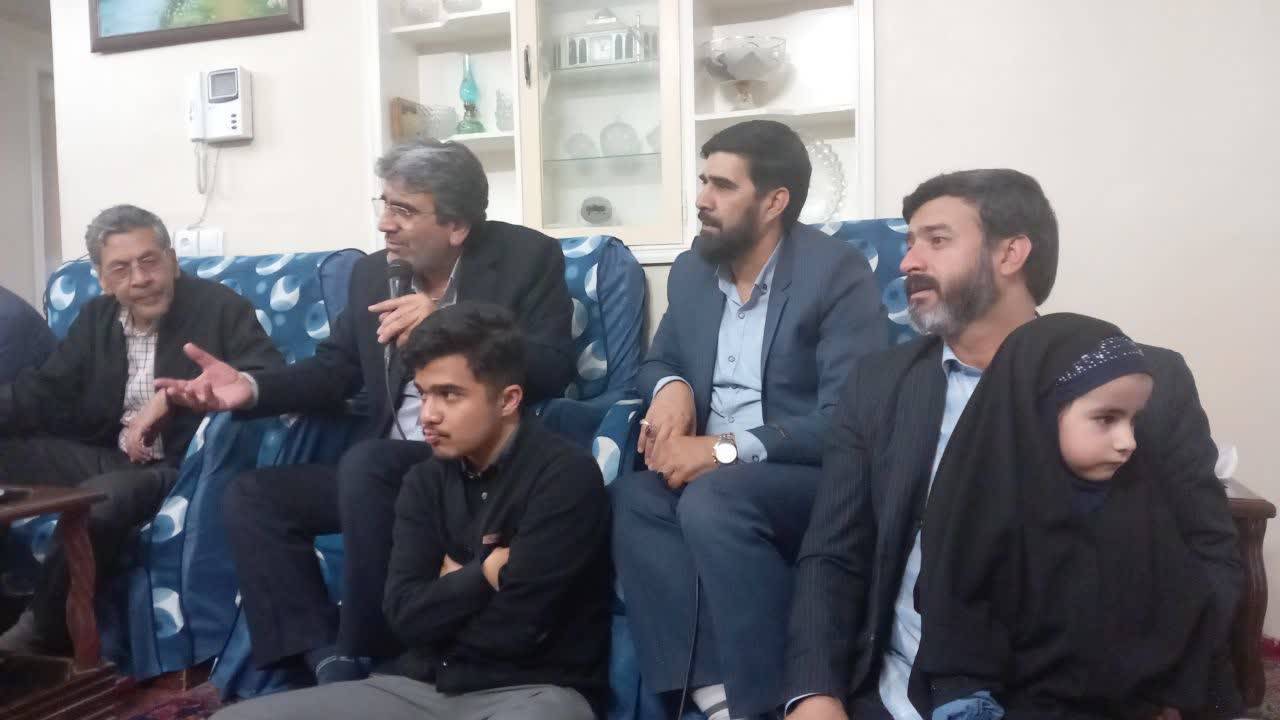 دیدار با خانواده شهید شاه زاده