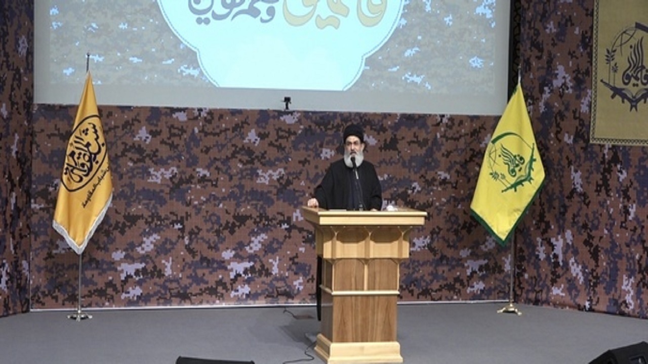 گرامیداشت یاد و خاطره ۲ هزار شهید لشکر فاطمیون در قم