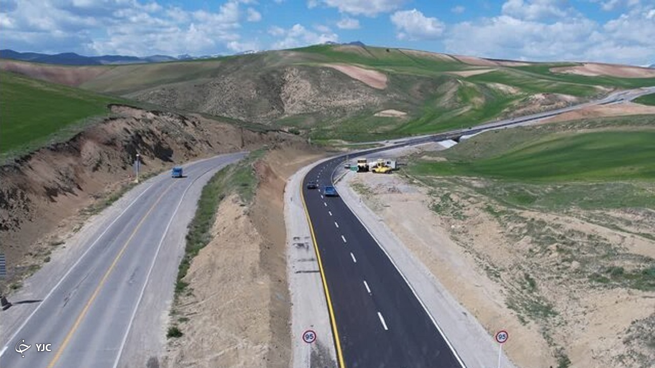 بهره برداری از ۴۶۰ کیلومتر کریدور بزرگراهی در غرب کشور