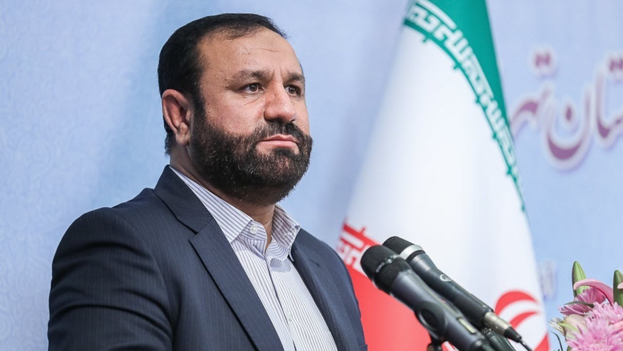نباید در کنار تولید یک کالا در کشور نمونه خارجی وارد بازار شود‌