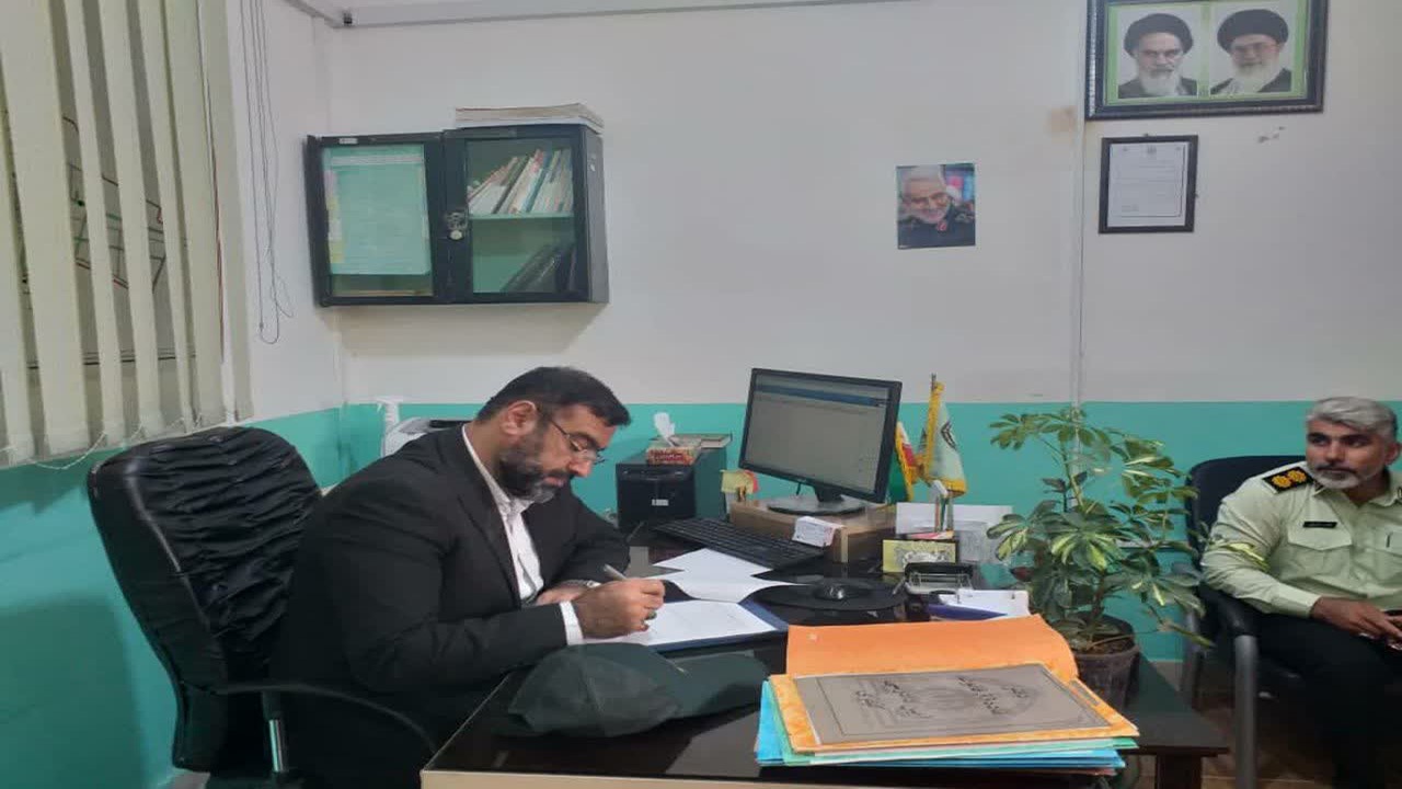بازدید دادستان مرکز استان هرمزگان از کلانتری‌ها و بازداشتگاه شهرستان پارسیان