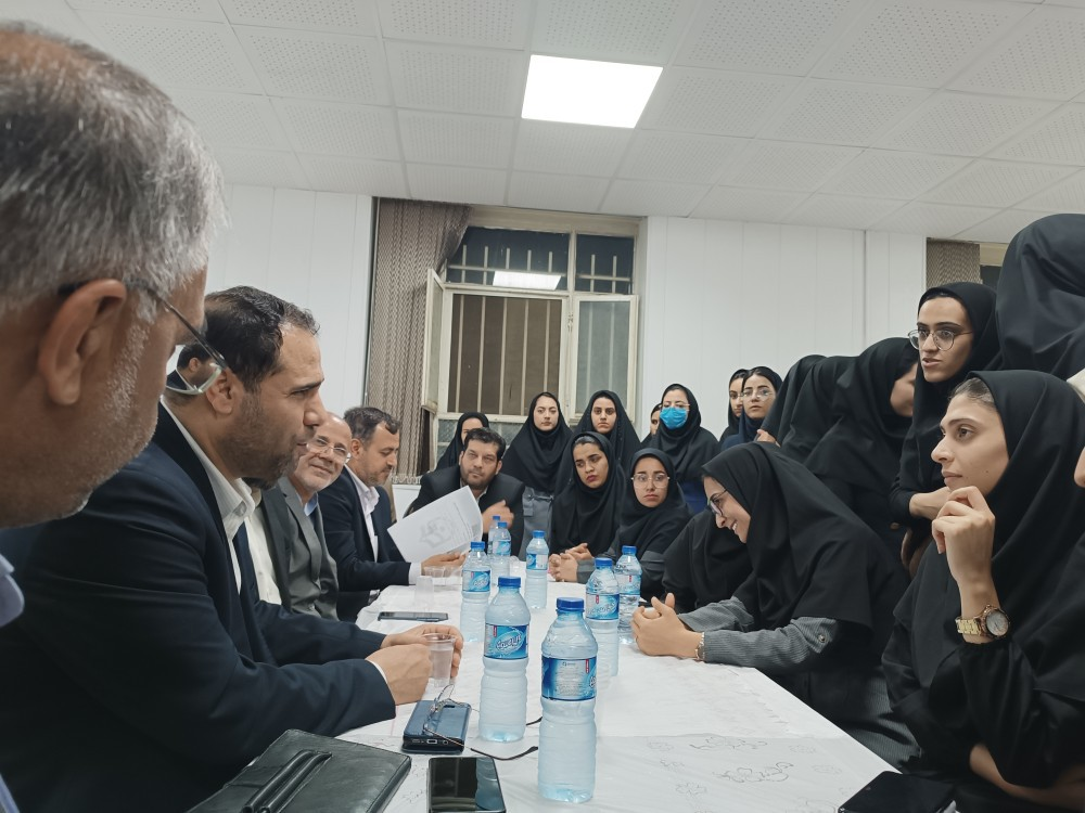 دیدار سرپرست وزارت آموزش و پرورش با مدیران مدارس در شیراز