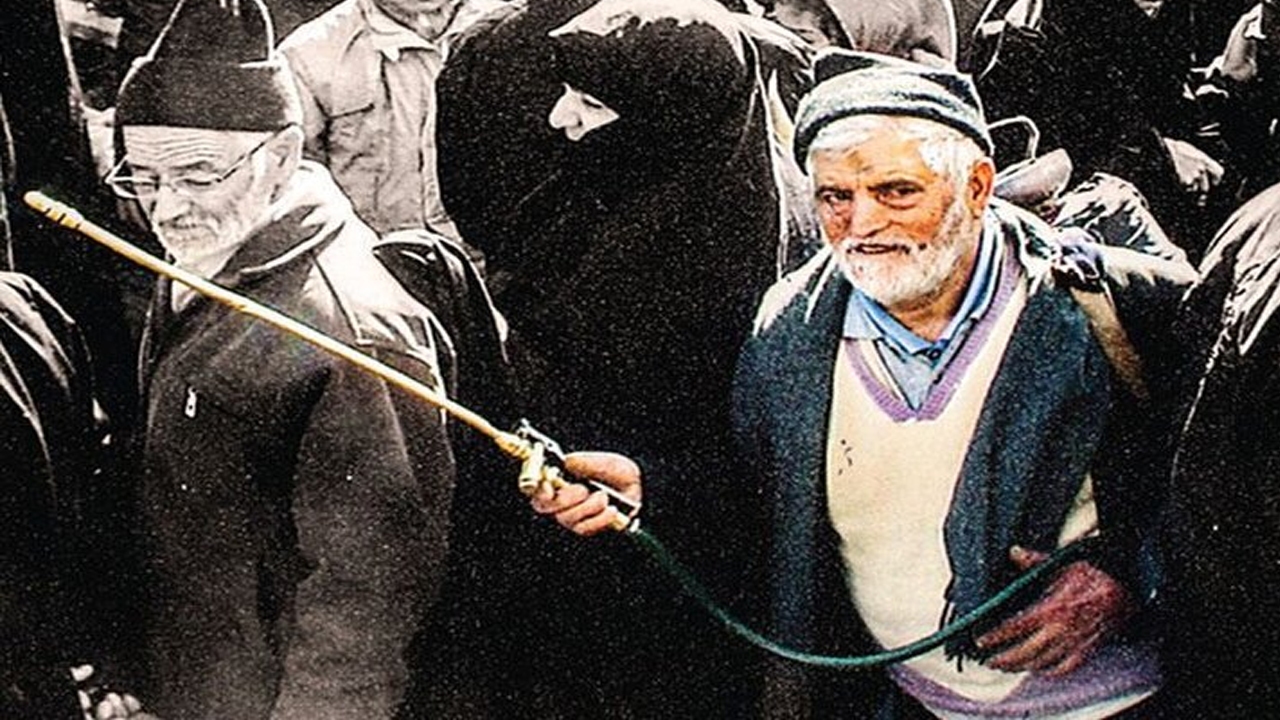 خرج محبت به شیوه حاج فضل‌الله؛ پنجاه سال نذر عطر گل یاس