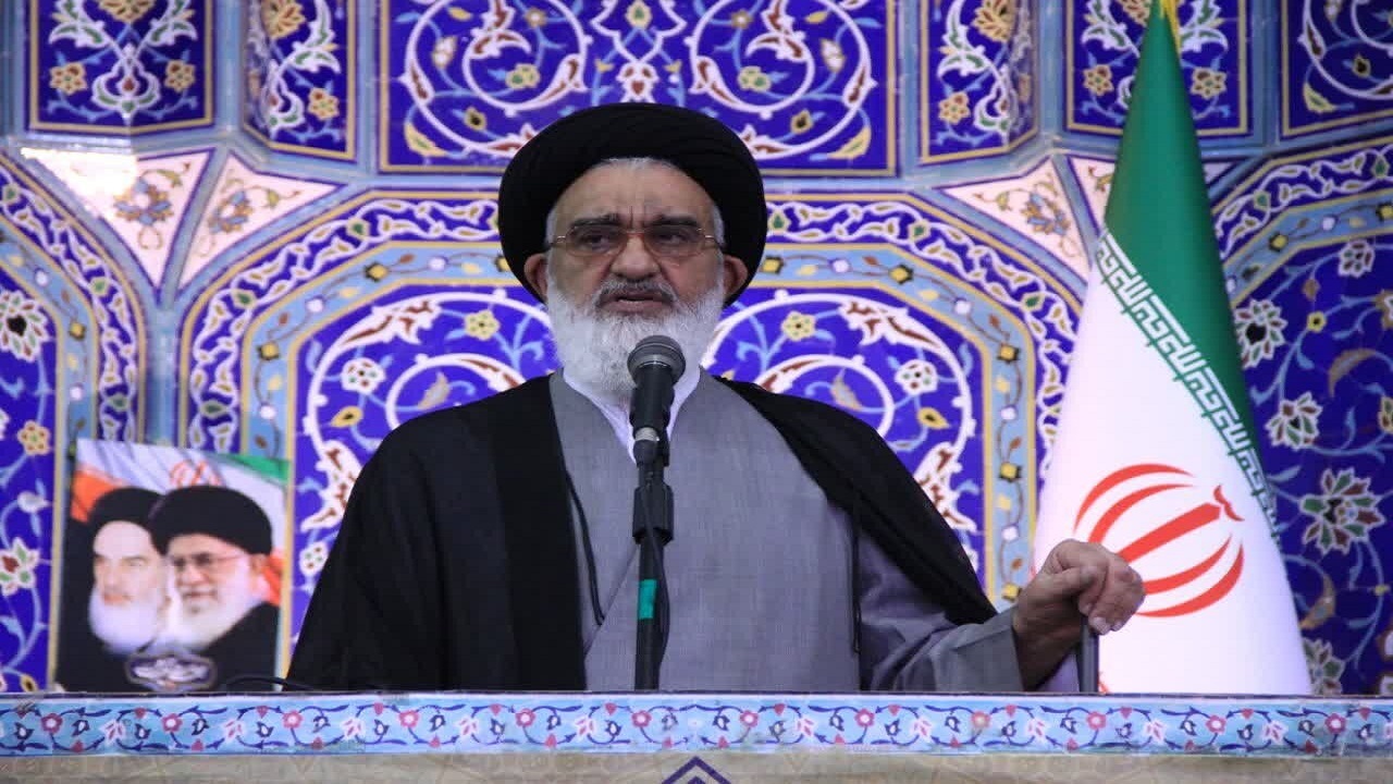 دشمنان رؤیا و خواب بی‌حیایی و بی‌حجابی را به گور می‌برند