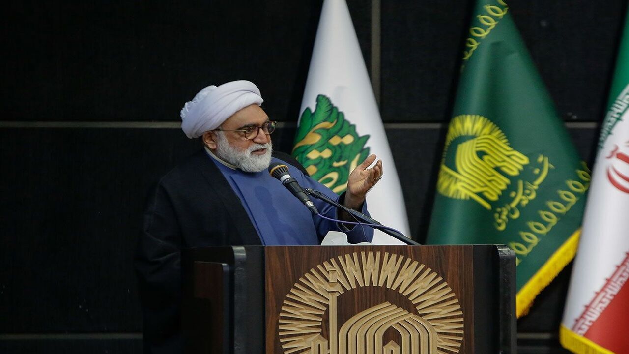 راه مقابله با ناهنجاریها از مسیر آموزه‌های اهل بیت(ع) می‌گذرد