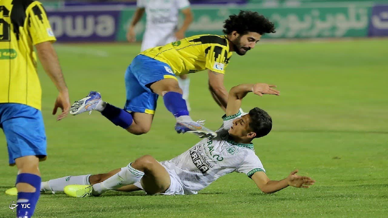 نفت مسجد سلیمان در اراک خاموش شد