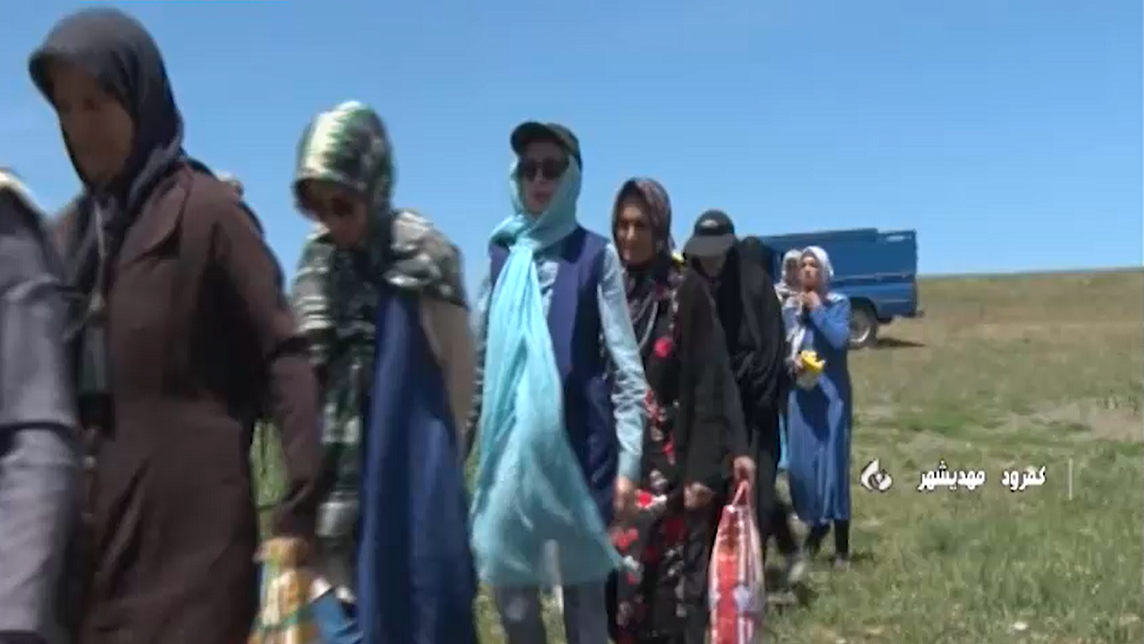 کوهپیمائی بانوان در ارتفاعات کمرود خطیرکوه