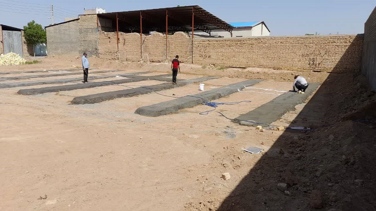 تصاویری از عملیات ساخت هنرستان دخترانه شهید غضنفر در داودآباد