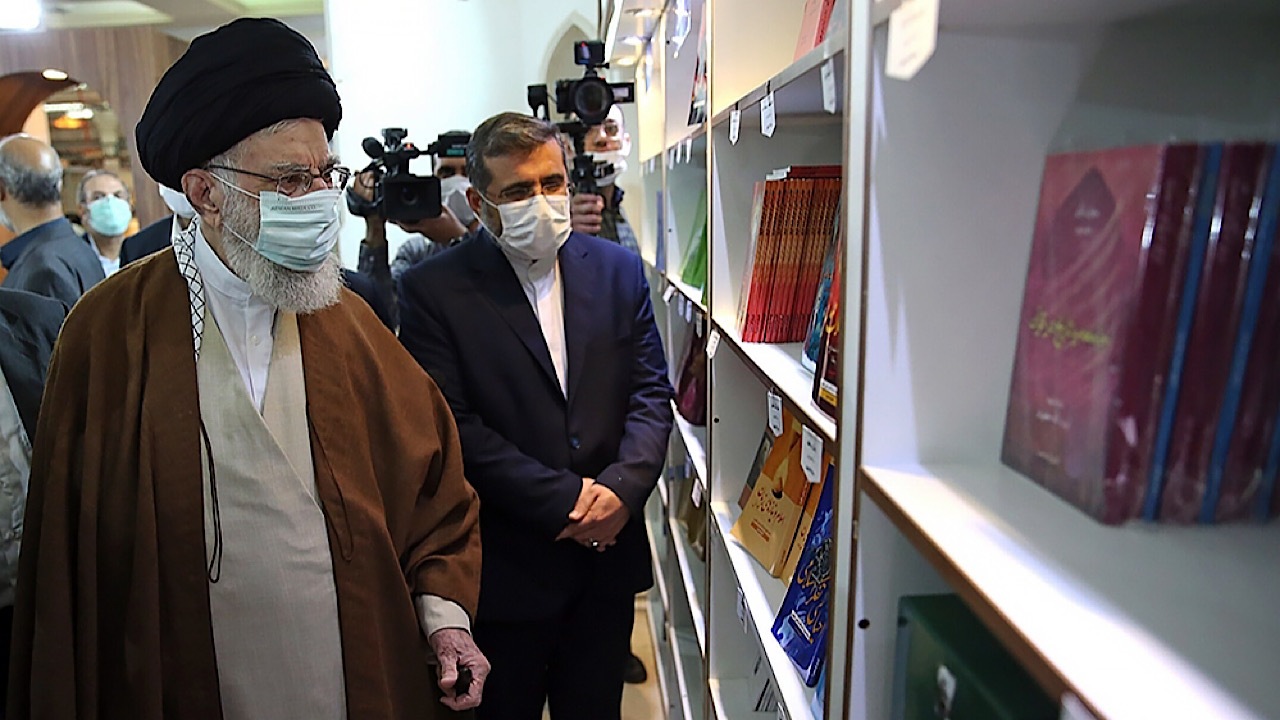 دستورات موشکافانه مقام معظم رهبری در حوزه نشر مکتوب چراغ راه ماست
